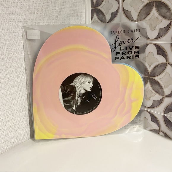 Taylor Swift Lover Live From Paris Vinyl Set - Picture 1 of 3